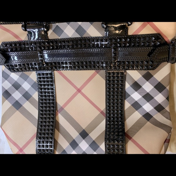 Large Burberry Limited edition Tote bag - Picture 9 of 14